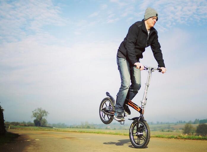 Airwheel R5 betont viel Kunsthandwerk und Design. 